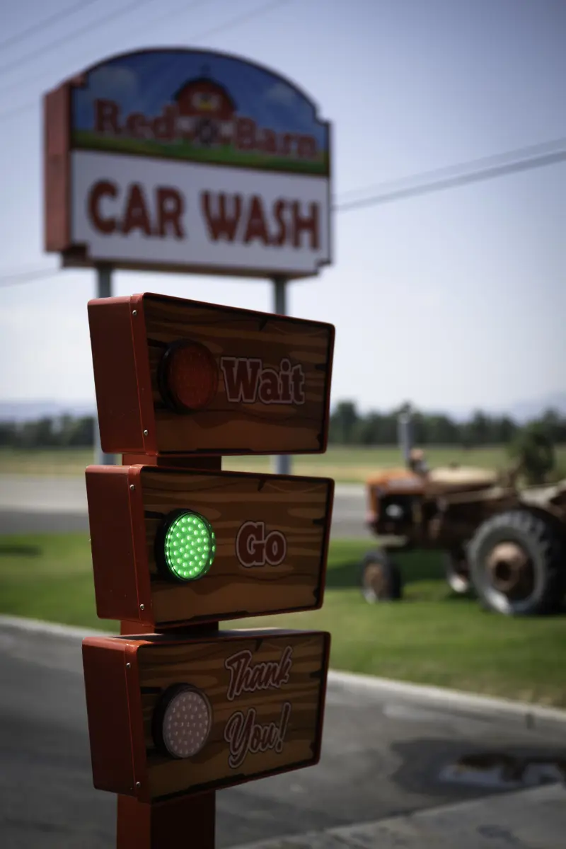 red-barn-car-wash-384-proceed-to-wash red barn car wash proceed to wash signal
